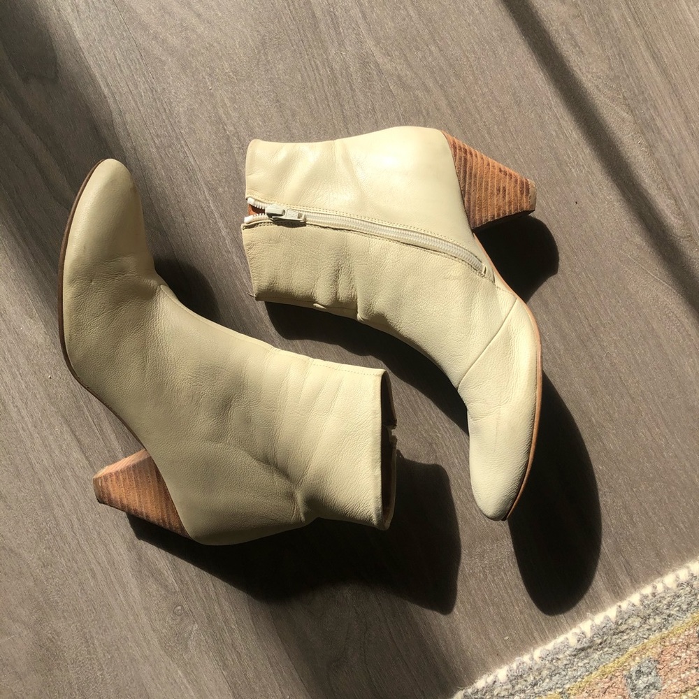 Free People Cream/White Leather Booties